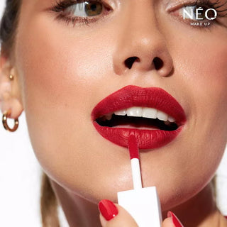 Long-Lasting Liquid Lipstick: 06 Infinite Flame